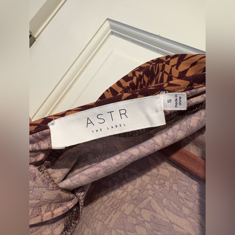 ASTR The Label Brown Printed Bodysuit with Unique Neckline and Built in Scarf - Picture 3 of 3